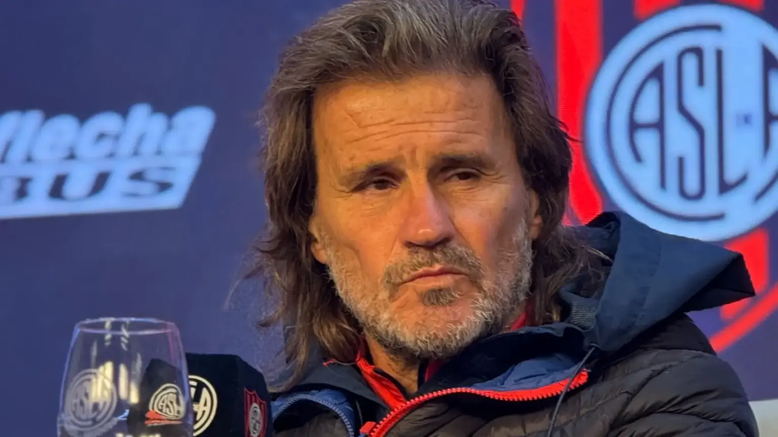 La conferencia de Insua antes de Estudiantes: el equipo, los juveniles y la necesidad de ganar