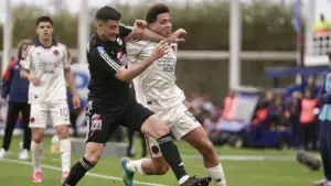 Alexis Cuello llegó a las cinco amarillas y no podrá jugar contra Estudiantes