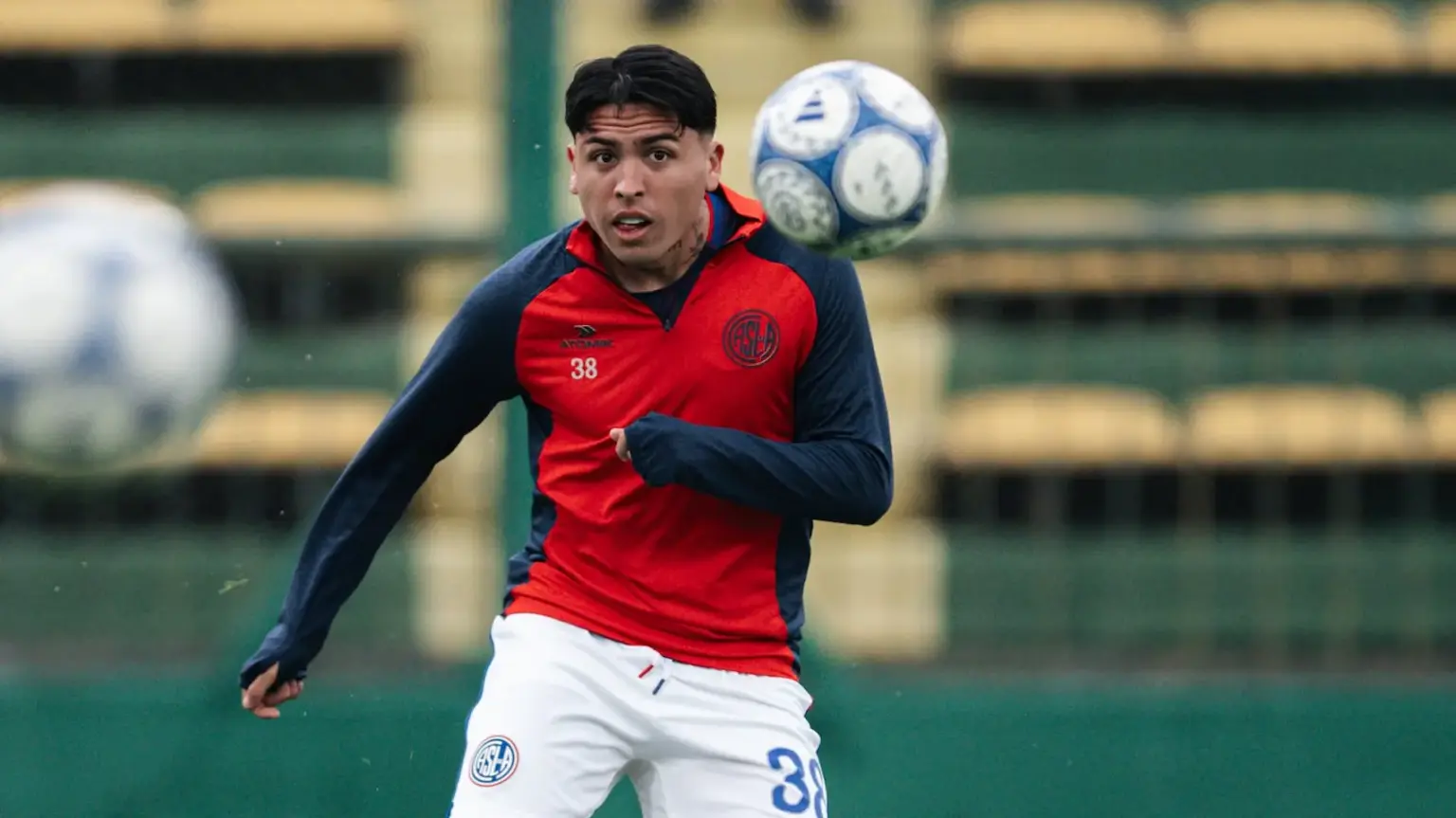 Defensa y Justicia golea a San Lorenzo en el primer tiempo 1 farias precalentamiento san lorenzo defensa clausura