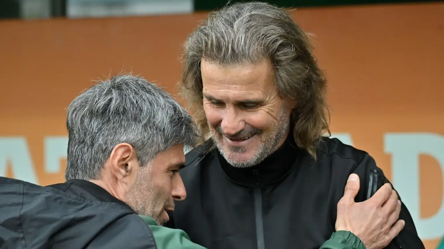 Insua: de evitar responder si tiene fuerzas para seguir a "el resultado refleja la realidad" 1 insua san lorenzo defensa justica